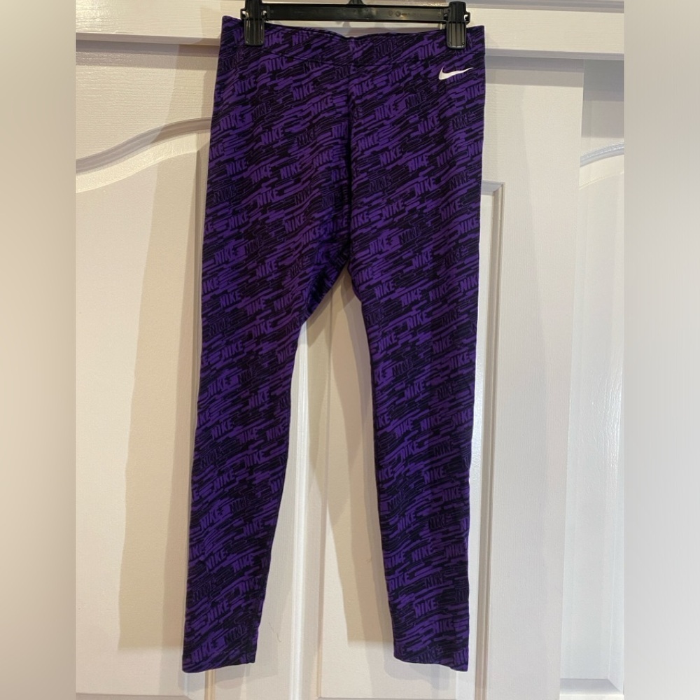 Nike stars athletic leggings size L purple